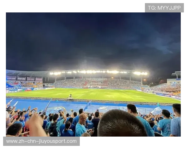 中超南通支云速度训练节奏加快:开启冲刺新时代,引领竞技新风尚 中超南通支云速度训练节奏加快:开启冲刺新时代,引领竞技新风尚